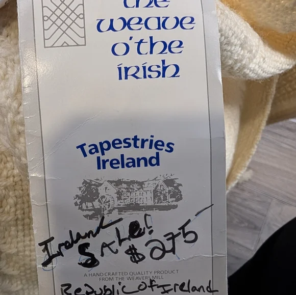 VINTAGE Wool Shawl Made In Ireland NWT 58x36 - Picture 6 of 11